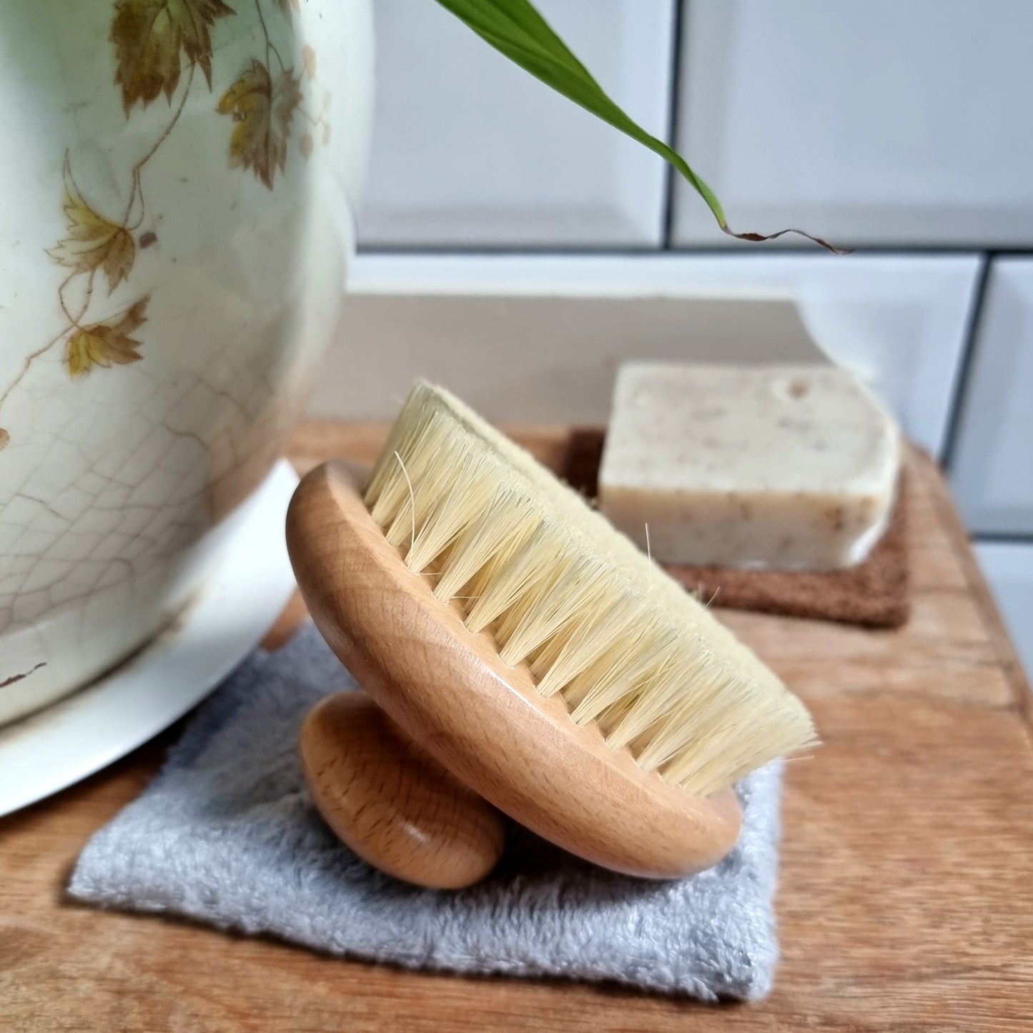 Wooden Exfoliating Dry Body Brush | Natural Beech Wood Beauty Brush